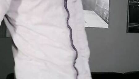 Bigtit coed Clary is liking a perfect Beauty book when her boyfriend Oliver Trunk joins her.