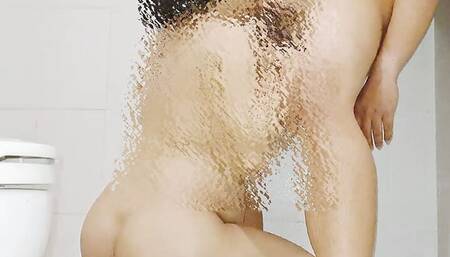 My pinay hot step mom fucking sex with me last night in the bathroom