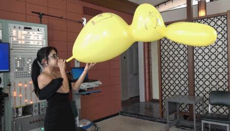 Sushii Blows a Giant Bunny Balloon (MP4 - 720p)