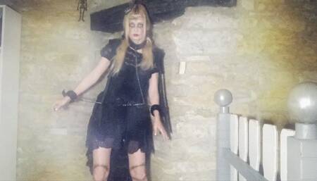 The ghost of the bound doll