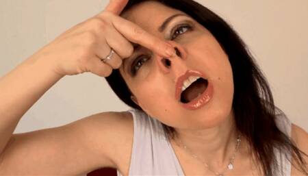 Gisy deforming nose (MOBILE VERSION MP4)