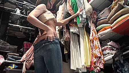 Sleeping, snoring spy ! MP4(1920x1080HD)