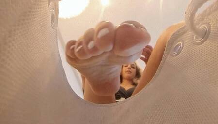 Michelle's gigantic Chucks 4K Verision VR360