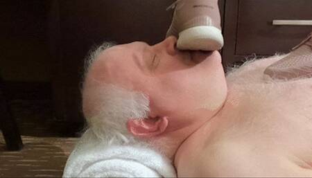 Mauve Sketchers Head and Face Trample - FULL HD 1080p WMV