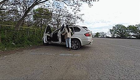 Frisky sports BMW ! ( FULL HD ) MOV