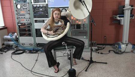 Jasper Tries Out the SousaVibe (MP4 - 720p)