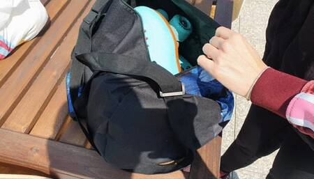 First time with quad skate I falling down a lot of time!