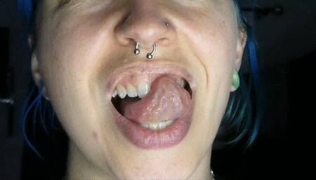 Candy Cock Gets Licked & Sucked