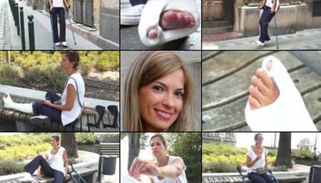 Benetta Term SLWC with Toe Spica Crutching in the City (in HD 1920X1080)