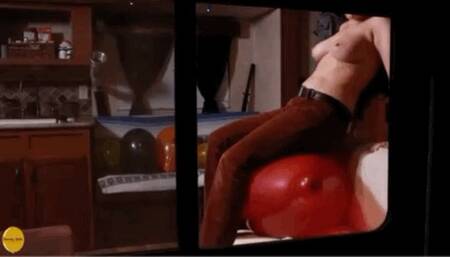 Looner Voyeur Pt 3: Big Red Pop, Little White B2P