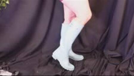 Showing off my New Light Blue Hunter Wellie Boots WMV 720