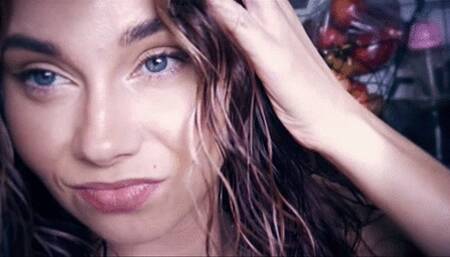 On your face mp4 FULL HD