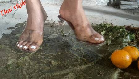 Daeng crush oranges in red clear High Heels