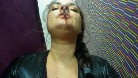 The fat smoker spy~ Air vent mission