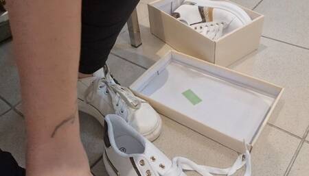 New sneakers and sweaty feet 720HD