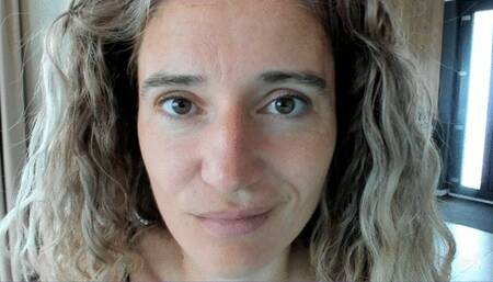 NikkiD1amond face close-up 4K video