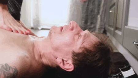 b123 Nice! I spit and trample your face! Do you like it when I step on your face? [mob]