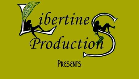 Cordelia Addams on the Tickle Swing!