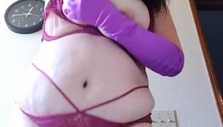 Sexy dildo fuck & squirting orgasm in pink lace & satin gloves