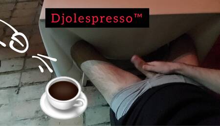 Making Djolespresso at the table of a restaurant