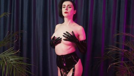 Oiled tits and ass worship (4K)