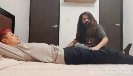 Dude with beautiful uncut cock lets me play with his body Pt 1