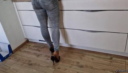 dirty nylons after a long day in the office HD mp4 1920x1080