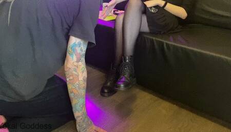 Boots licking, ignore and sweaty pantyhose sniffing (English language)