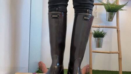 Guess Rain boots shoejob mistress and slave view
