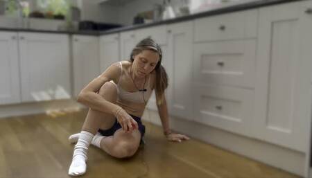 Bubble Gum Blowing Fetish and Chewing Gum Tease (4K)