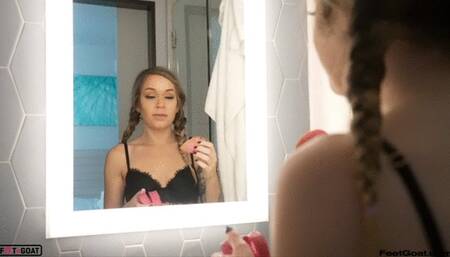 Rory Knox steals Batman's soul in this super sloppy blowjob scene with a huge facial!