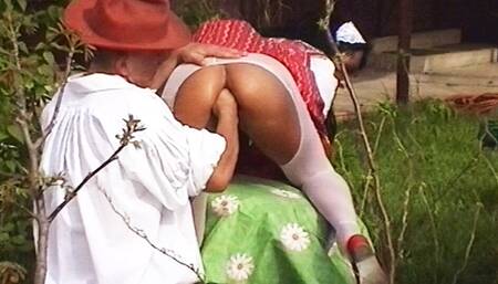 milf rough outdoor fist fucked