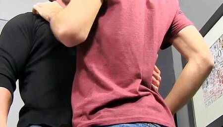 Muscular daddy Brock Landon seduces stepson Aiden Summers