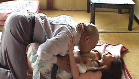 P012G02 A perverted couple exchange of three couples of classmates in rural towns!