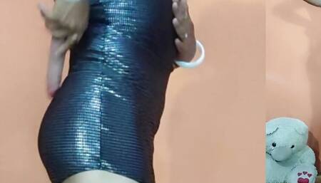 Saray Crossdresser shiny dress