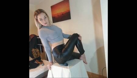 Sexy Blonde Giantess Crushes a Train Carriage