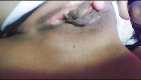 How delicious my Cuca touched me and my delicious tits for you