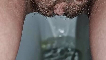 (AMATEUR) 18 year old pissing COMPILATION