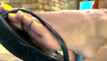 Eyecandytoes Pool Public Dangle