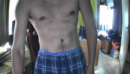 20cm cock destoryng a 18cm pussy mastrubator