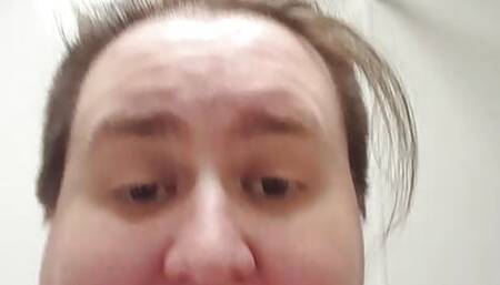 Quick flash in the hospital shower room