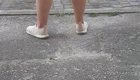 Madura shows on the street