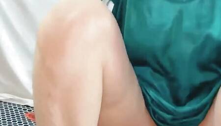 Lund Ki Bhukhi Badi Bahin Ne Liya Mera Loda FULL HD With Audio