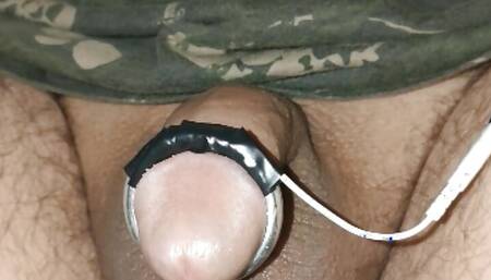 E-stim with lots of precum and a good cumshot