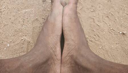 eclefet - Feet in the Dirt