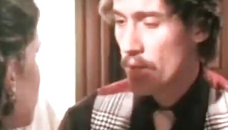 Pretty Vintage MILF Lover