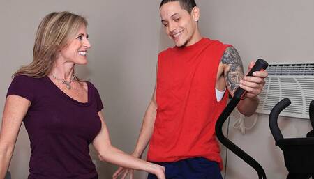 Aesthetic busty mature Jade Jamison swallows cum with love