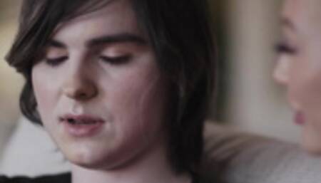 Smalltits shemale fucks the wet pussy of her bestfriend