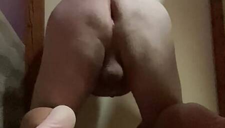 Mature daddy bear big cumshoot full od sperm
