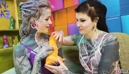 Lustful inked babes Anuskatzz and IlluZ love anal penetration